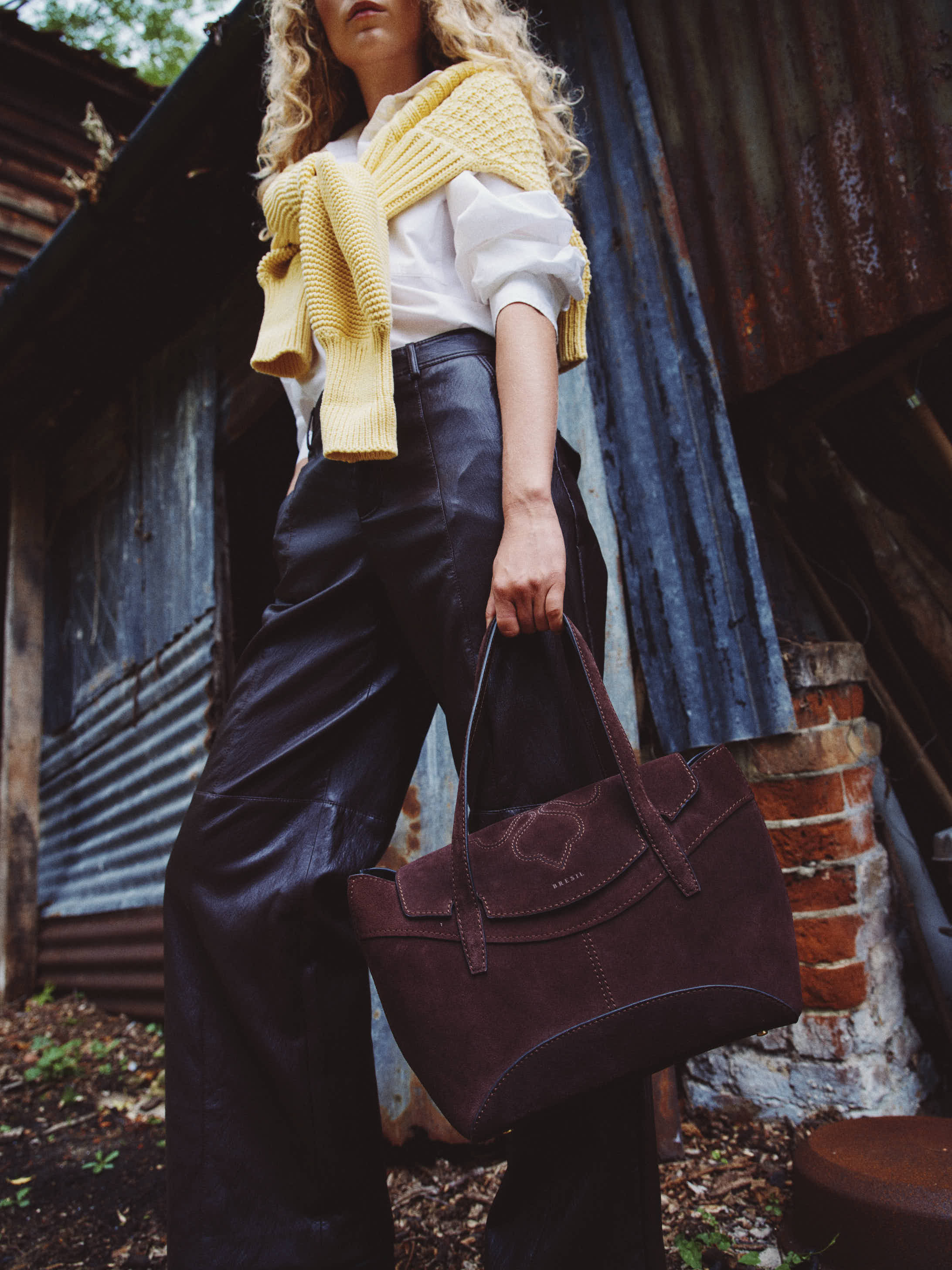 The Kersey Flap Over - suede
